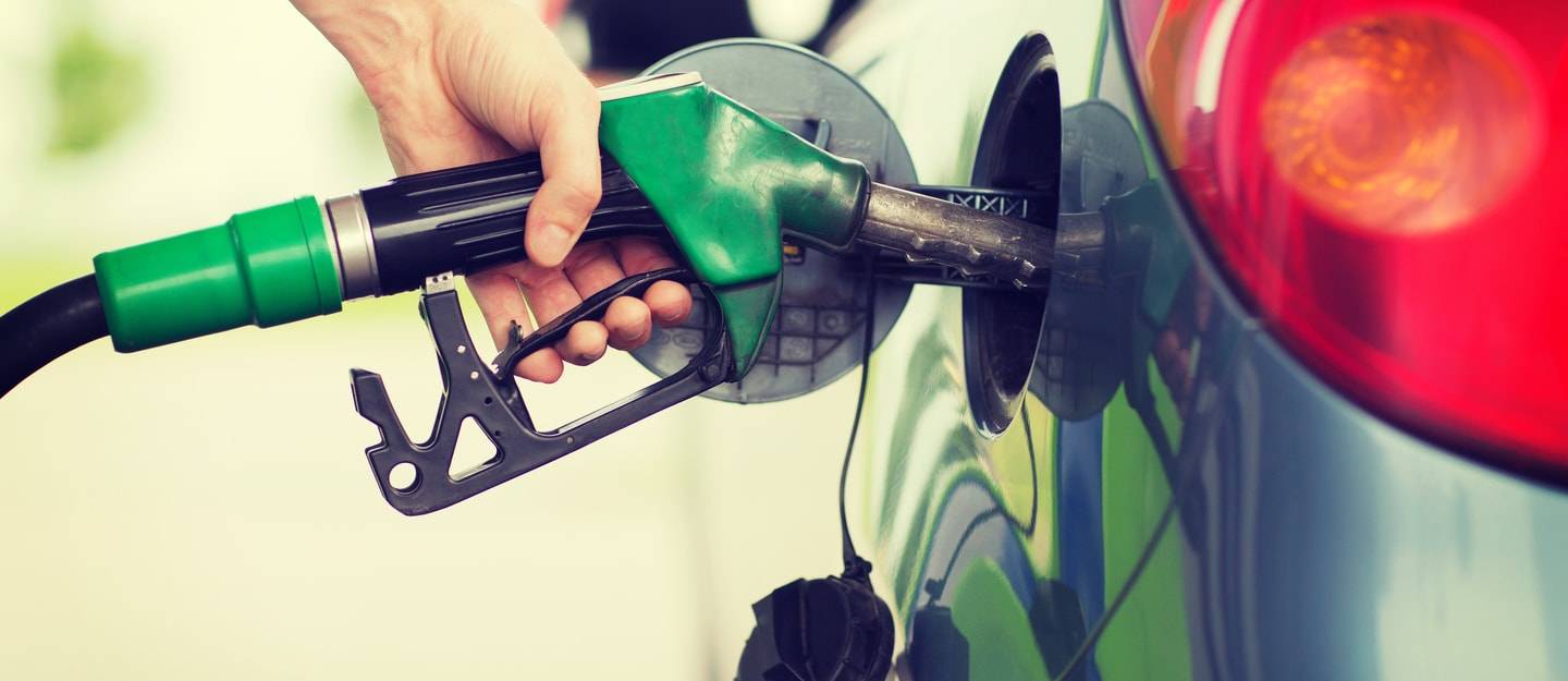 أسعار البترول في الإمارات لشهر فبراير 2023