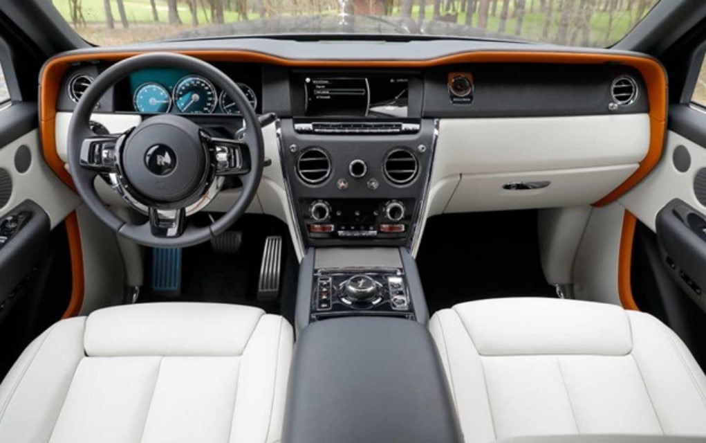 Rolls Royce Cullinan 2020 interior