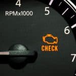 أسباب ظهور لمبة فحص المحرك في السيارات (Check Engine)